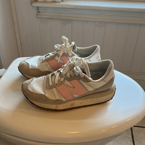 New Balance 237 - Picture 4 of 7